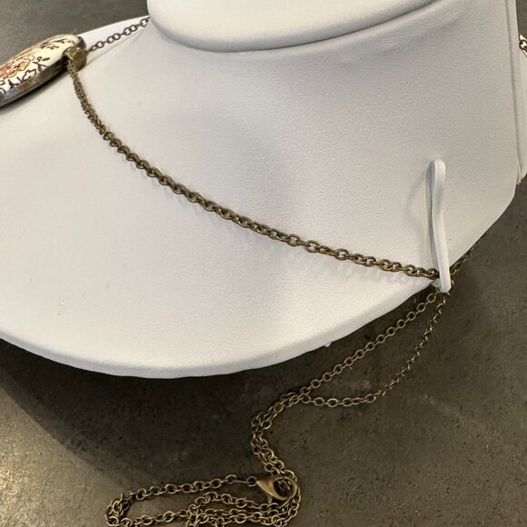 Oxidized Brass Tone Chain With Fabric Floral Pendant 30" Chain 1.5" Pendant - Picture 5 of 7